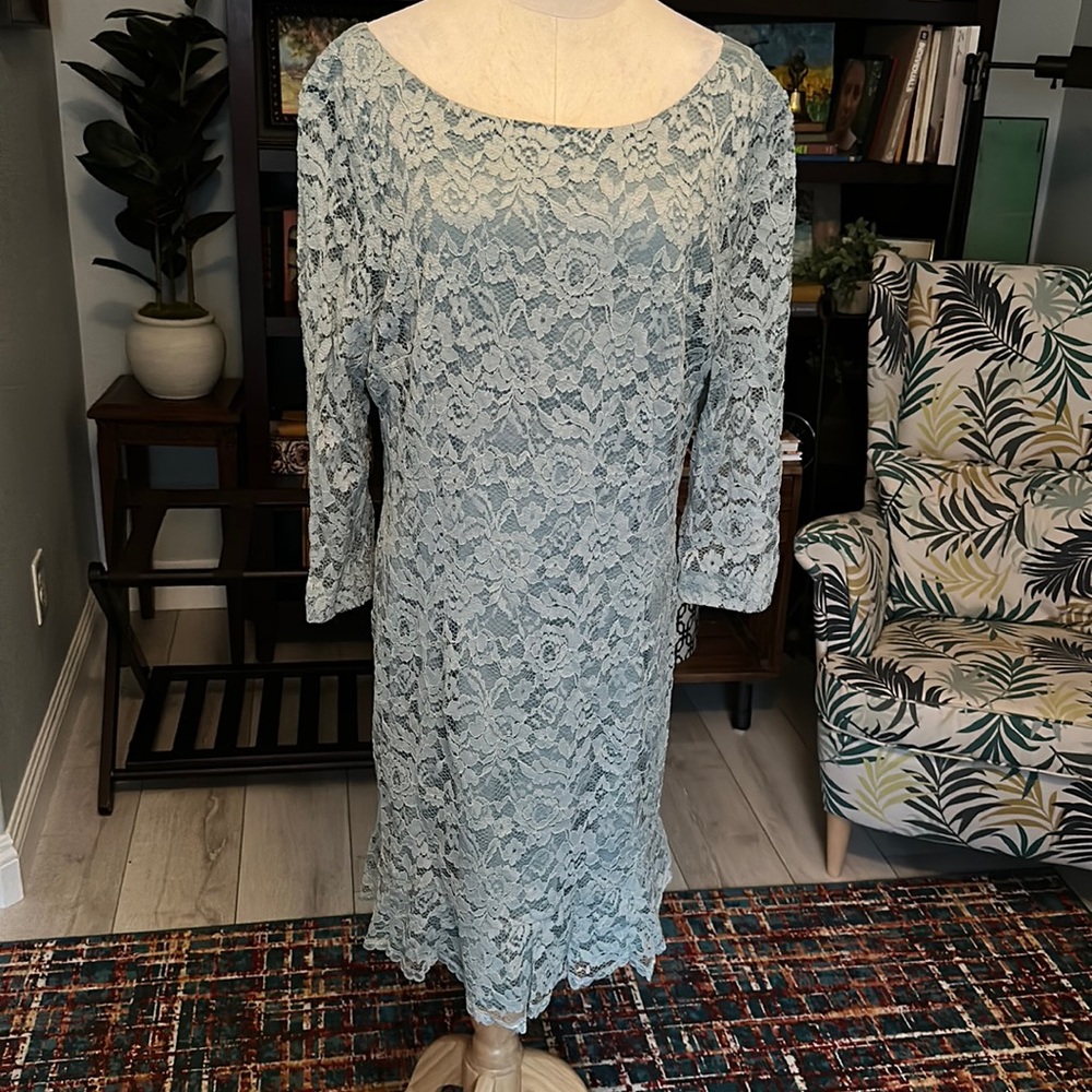 Donna Morgan sz 16 Sheath Style Lace Dress Wedding 3/4 Sleeve